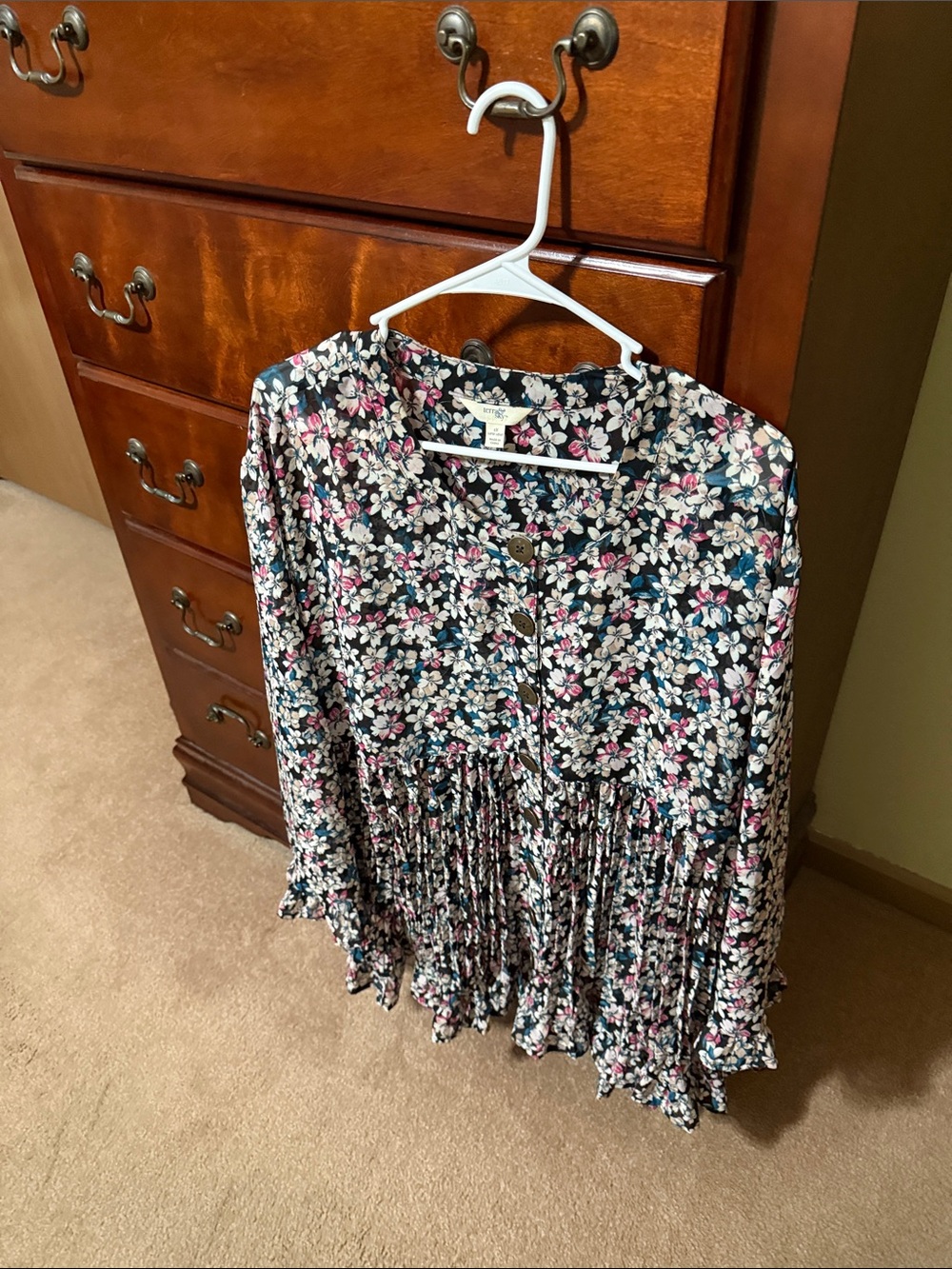 Terra & Sky Black Floral Button-Front Peplum Tunic